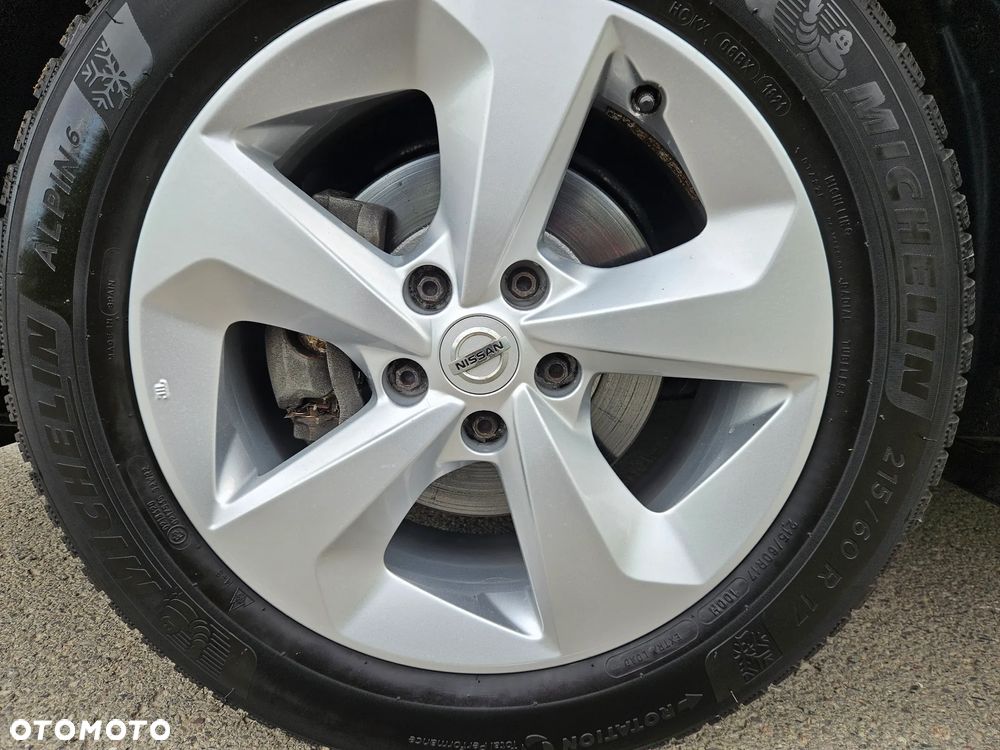 Nissan Qashqai 1.2 DIG-T N-Vision - 17