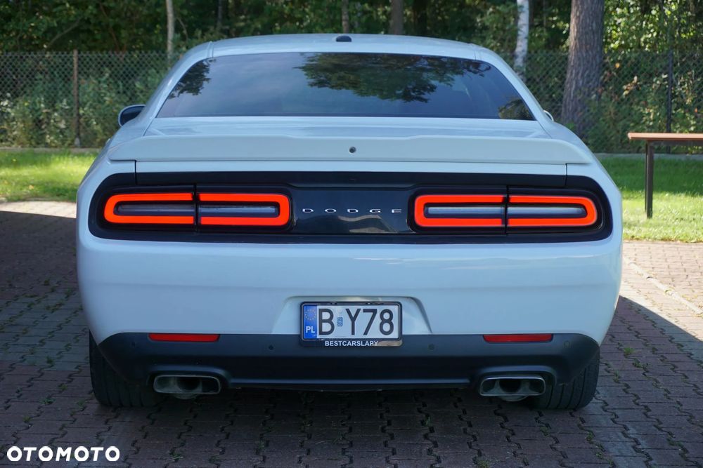 Dodge Challenger Automatik R/T Plus - 12