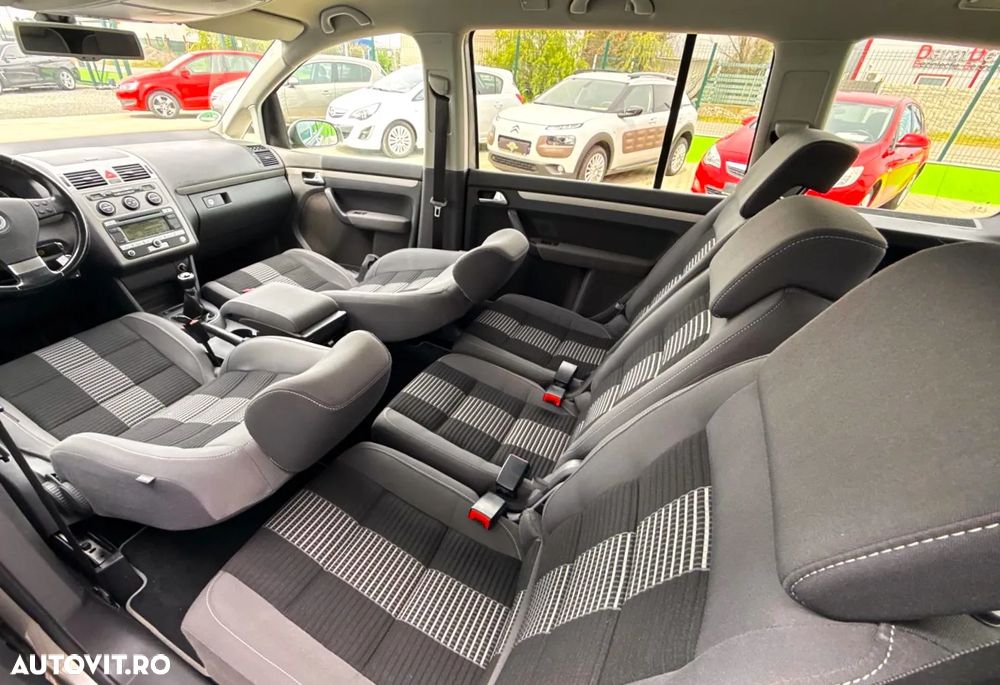 Volkswagen Touran 1.6 United - 24