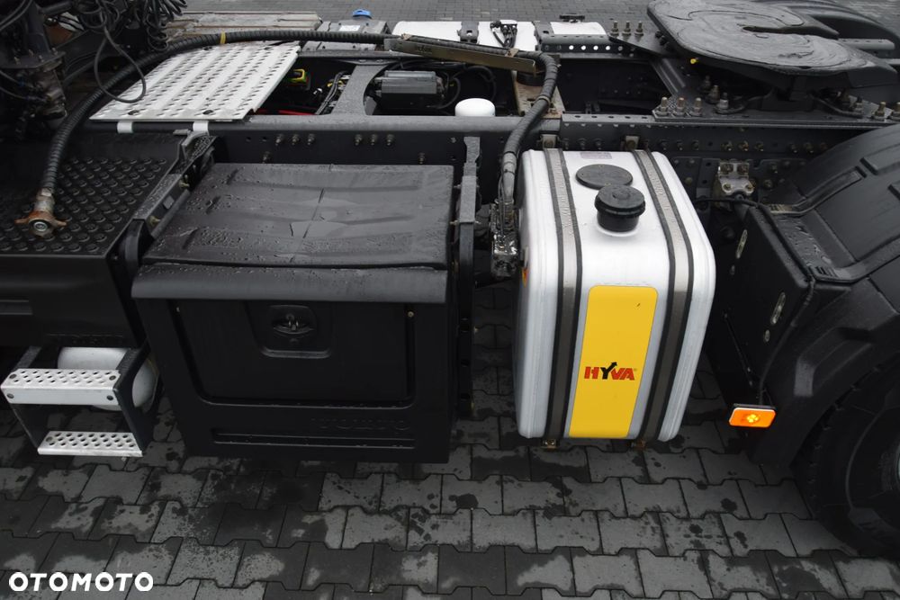 Volvo FH500 / NISKA KABINA / HYDRAULIKA / EURO 6 / ACC / LEDY / ALUFELGI / SERWISOWANY / SPROWADZONY - 17