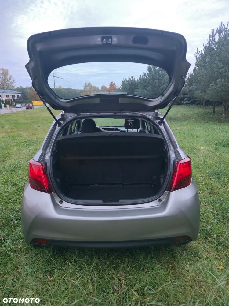 Toyota Yaris - 23