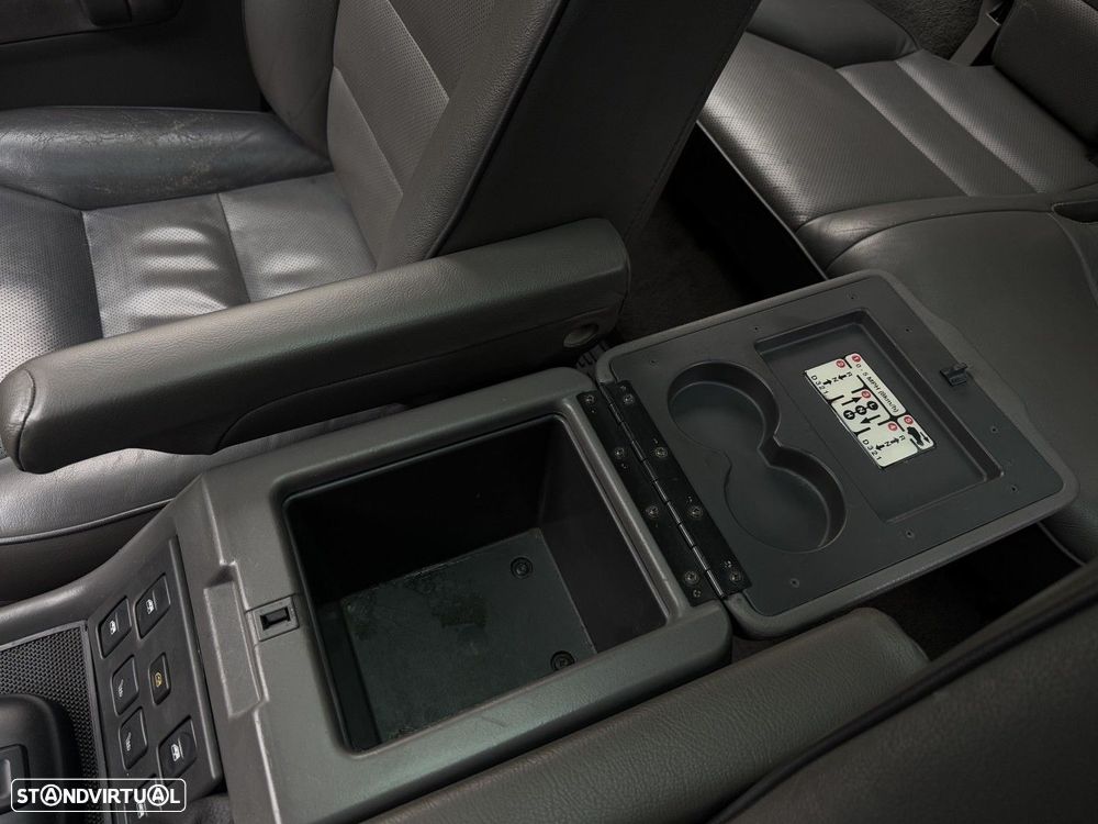 Land Rover Discovery - 40