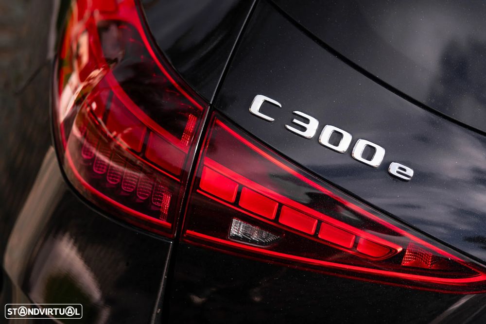 Mercedes-Benz C 300 e AMG Line - 15