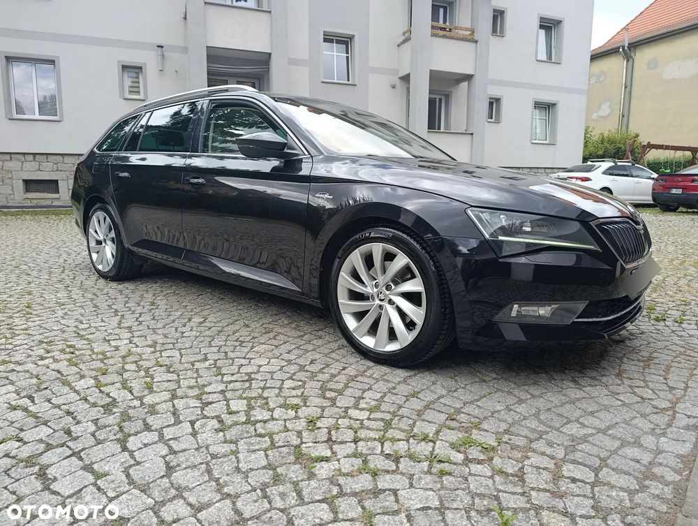 Skoda Superb 2.0 TDI 4x4 L&K DSG - 1