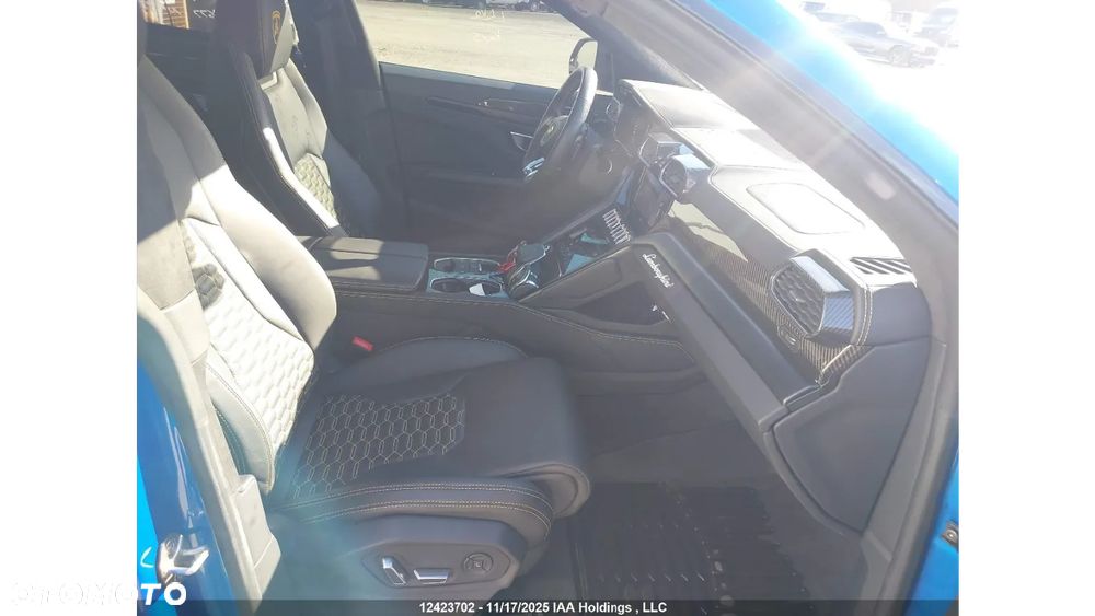 Lamborghini Urus - 9