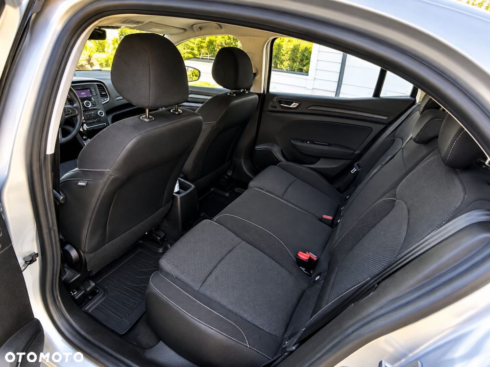 Renault Megane - 5