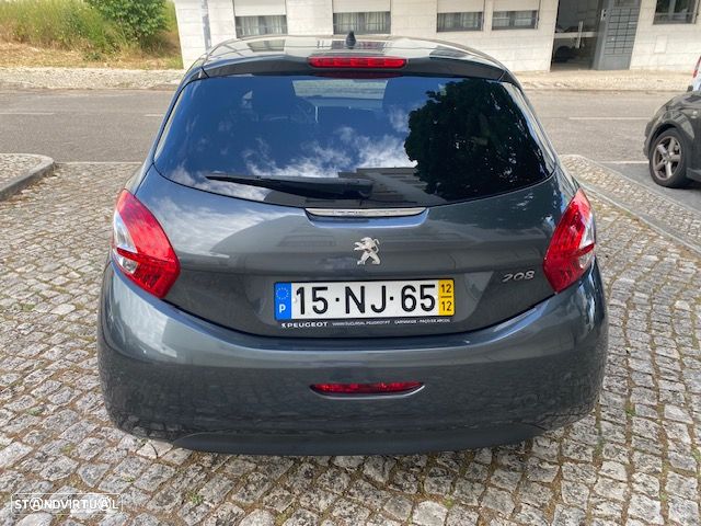 Peugeot 208 1.2 VTi SE Style - 10