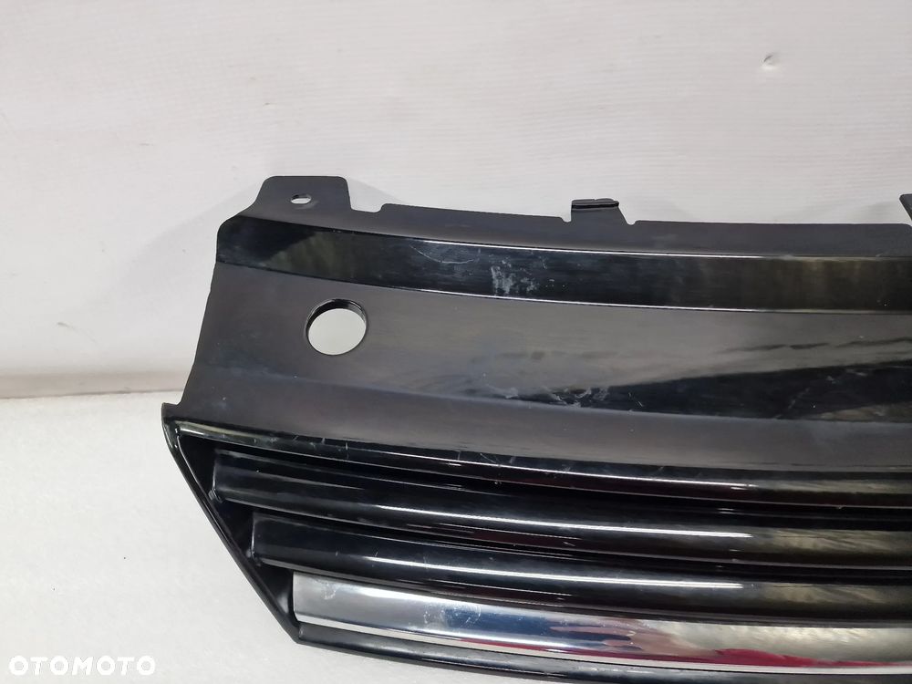 VW POLO 6C0 LIFT 14- ATRAPA / GRILL PRZEDNI PRZÓD NA WYSOKI POŁYSK , NR 6C0853651K / 6C0853653F , NR AUKCJI GL272 - 2