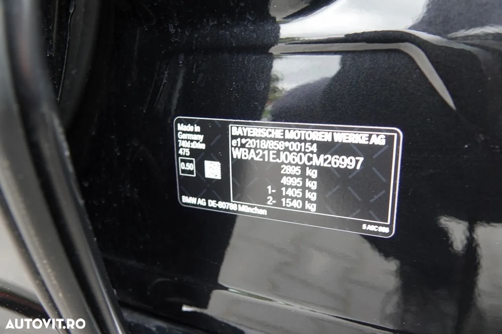 BMW Seria 7 730d xDrive MHEV - 35
