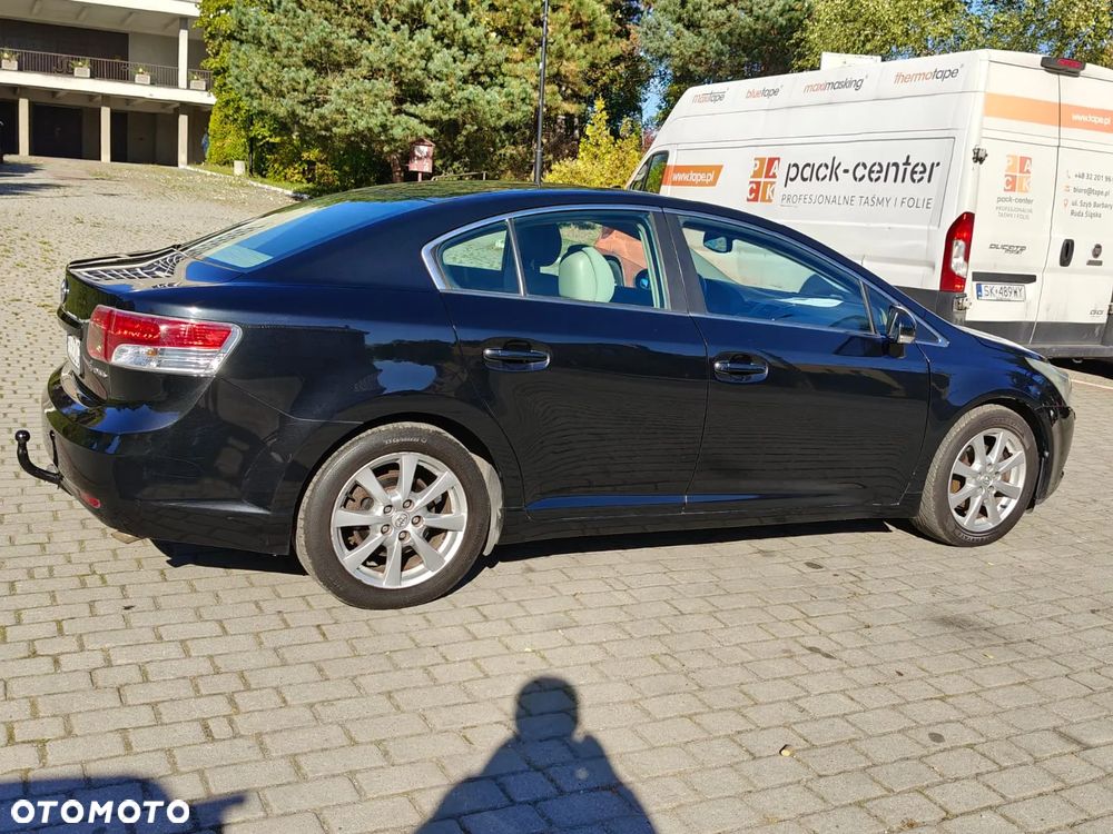 Toyota Avensis 2.0 D-4D Premium - 30
