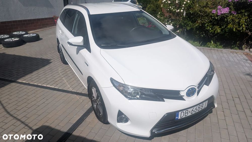 Toyota Auris - 4