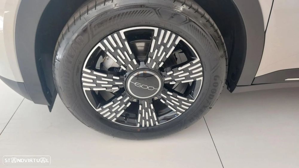 Fiat 600 1.2 Hybrid Pop - 11