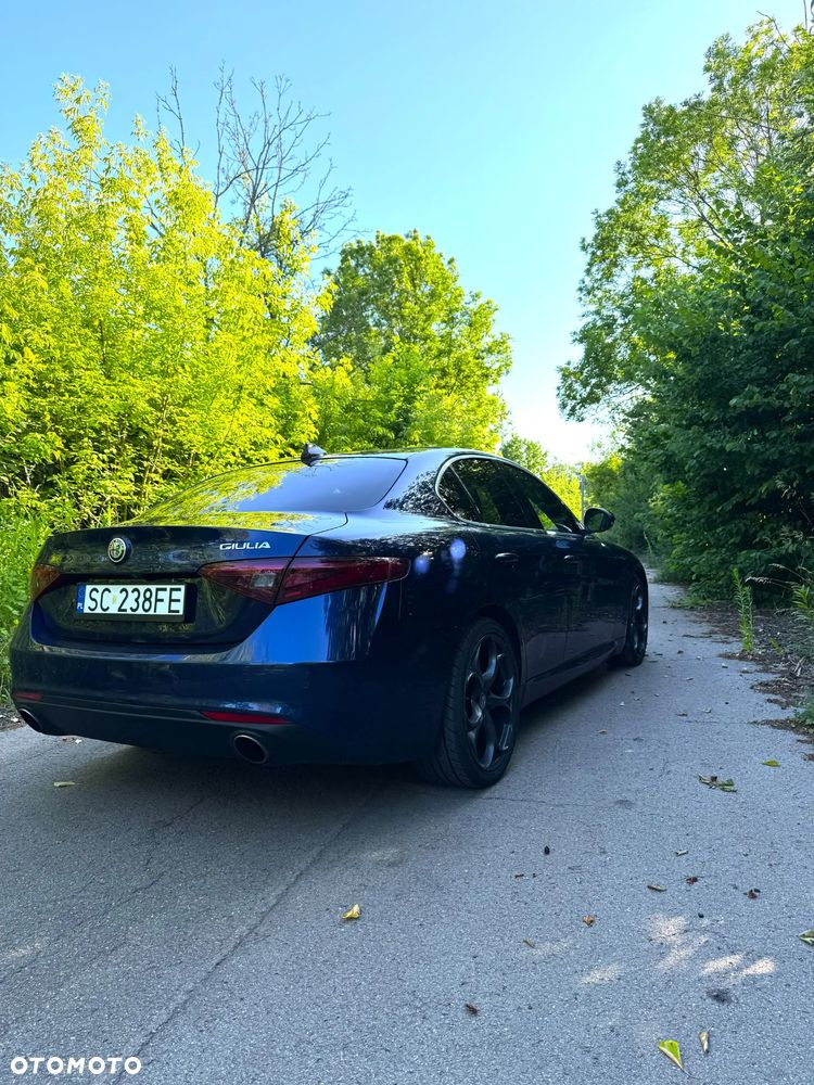 Alfa Romeo Giulia 2.0 Turbo Veloce - 5