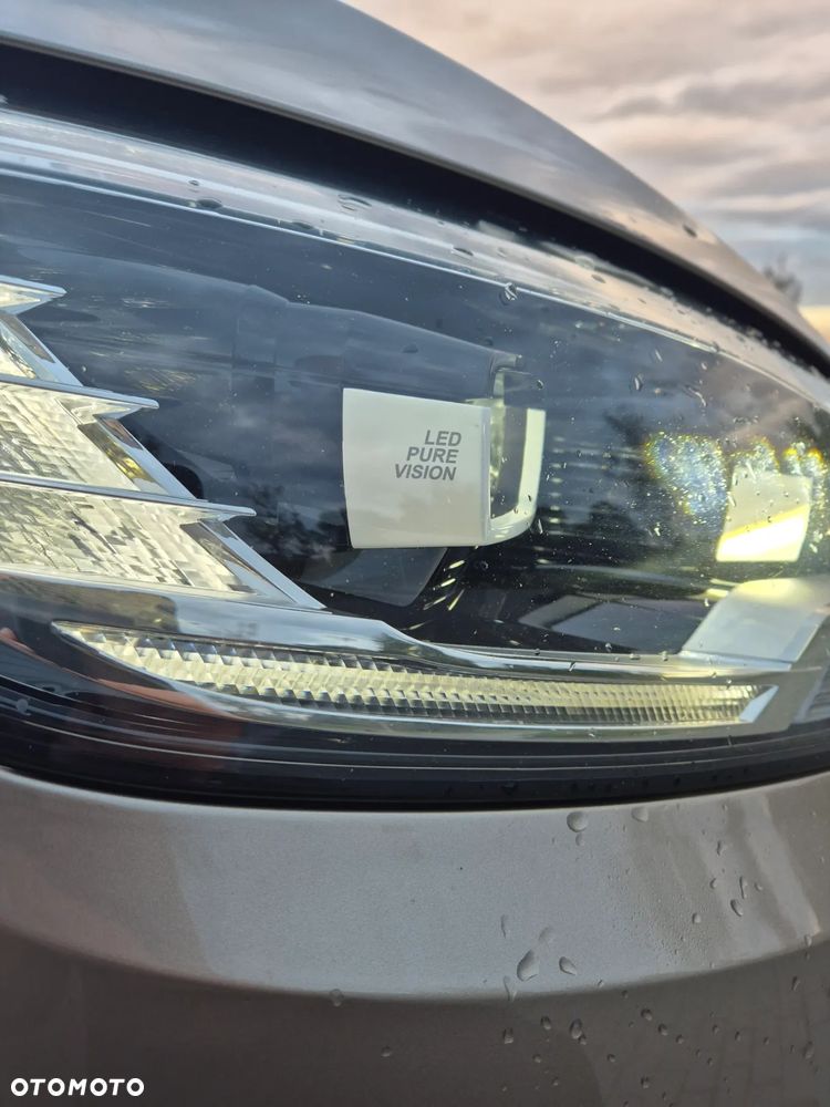 Renault Grand Scenic TCe 140 GPF EDC BOSE EDITION - 11