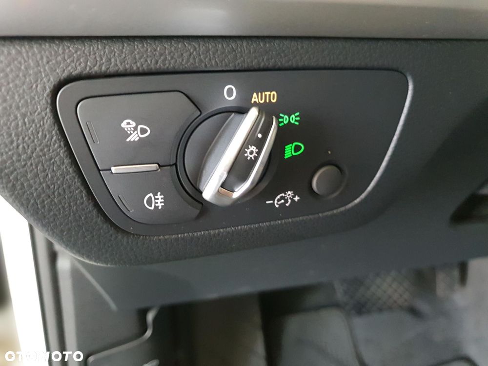 Audi Q5 35 TDI mHEV Advanced S tronic - 14
