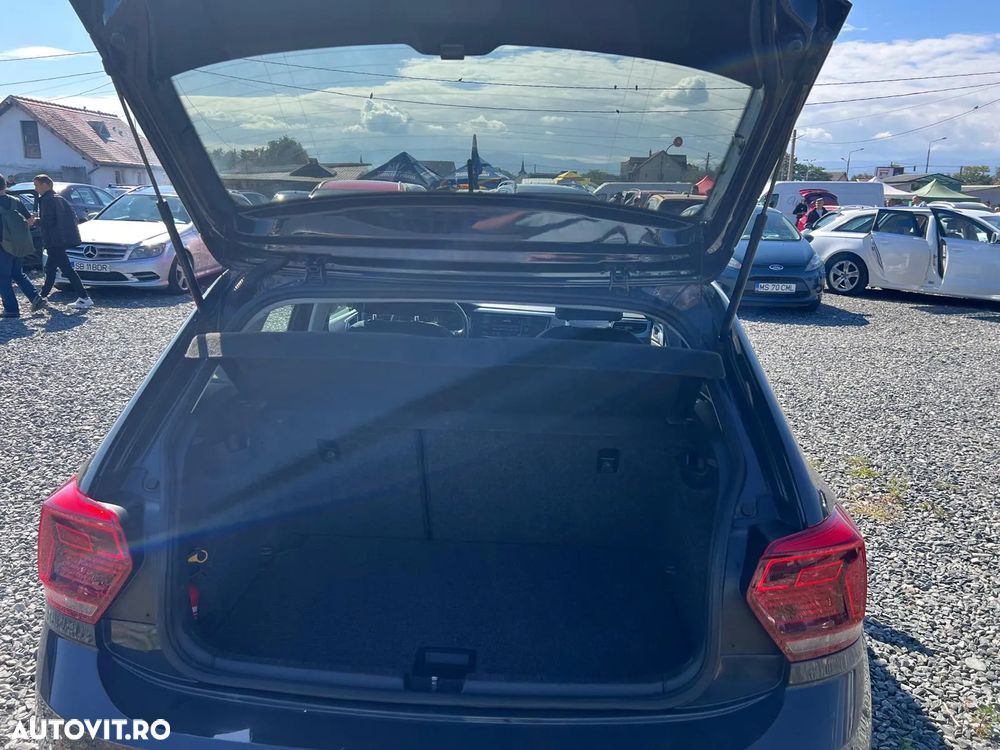 Volkswagen Polo 1.6 TDI Comfortline - 6