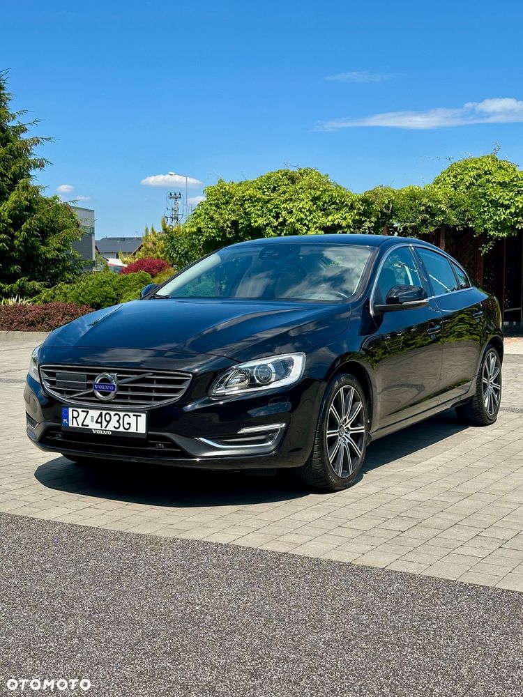 Volvo S60 - 1