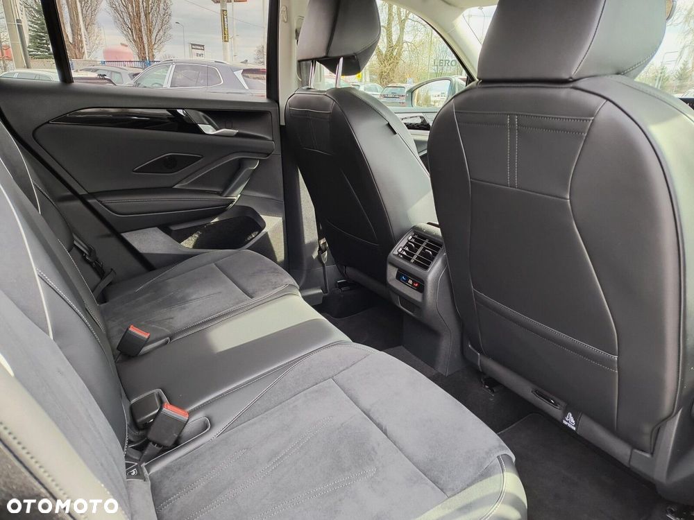 Volkswagen Tiguan - 25