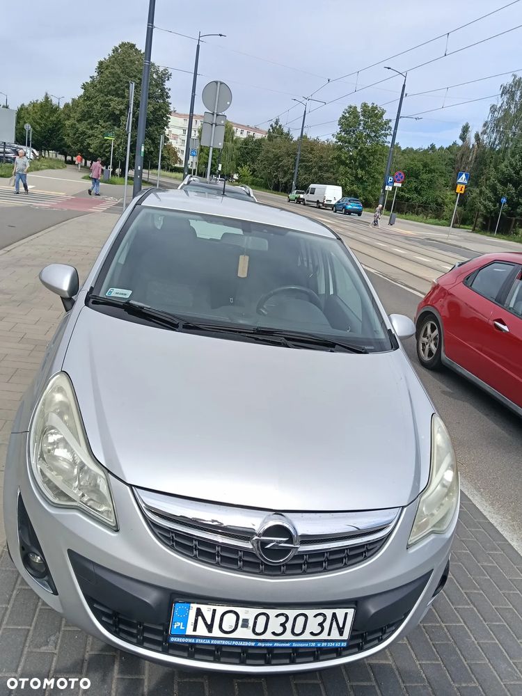 Opel Corsa 1.2 16V (ecoFLEX) Color Edition - 2