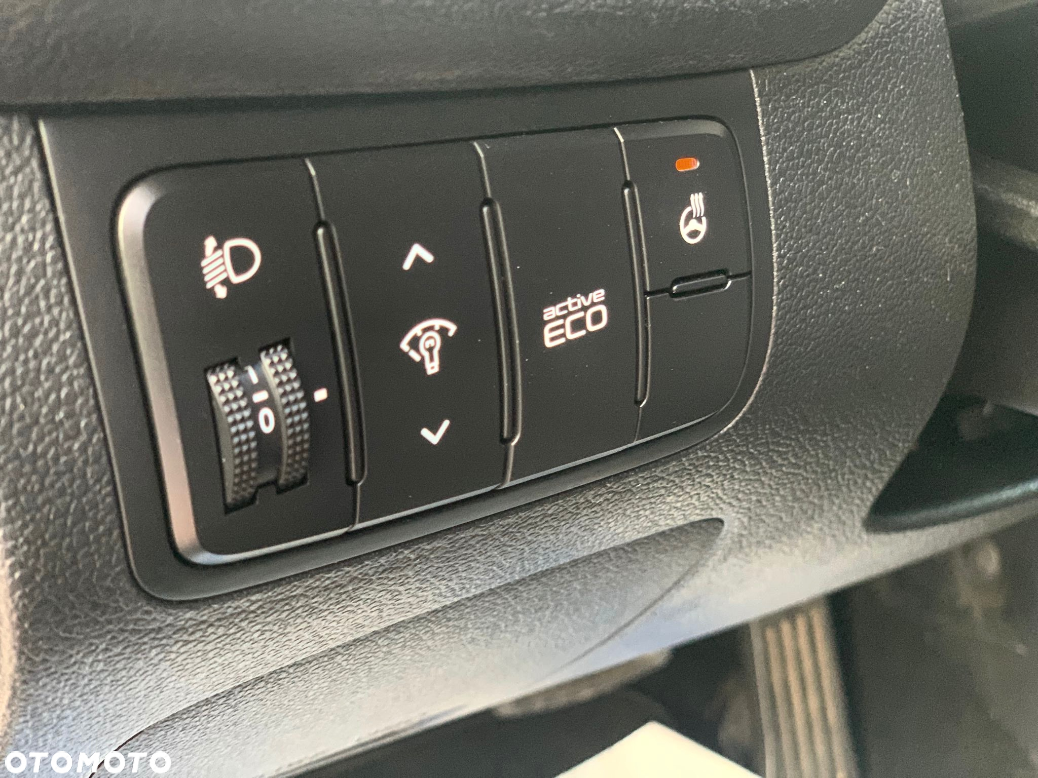 Kia Ceed 1.6 GDI DCT SW Platinum Edition - 18