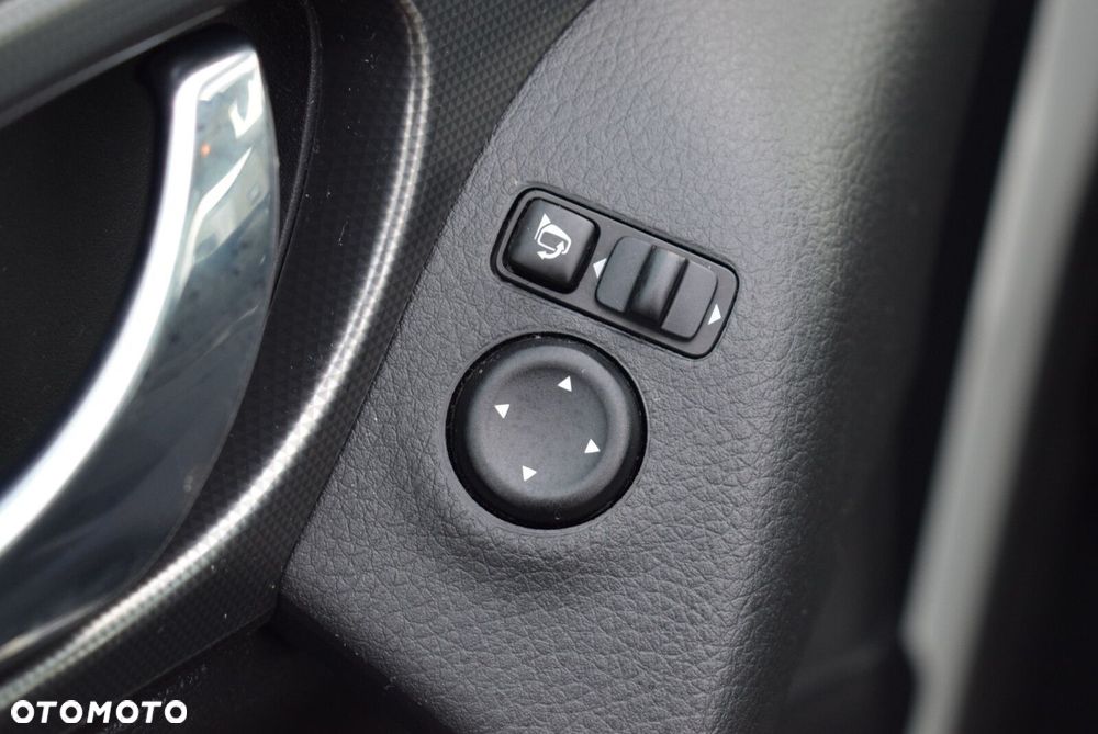 Nissan Qashqai 1.2 DIG-T N-Connecta - 31