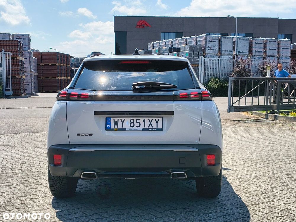 Peugeot 2008 1.2 PureTech Allure S&S EAT8 - 8