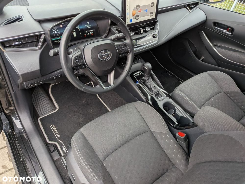 Toyota Corolla 1.8 Hybrid Comfort - 18