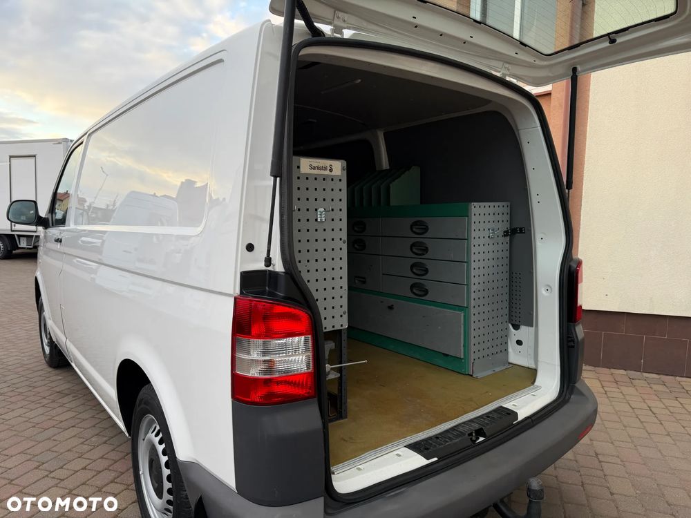 Volkswagen Transporter T5 Warsztat L1H1 - 11