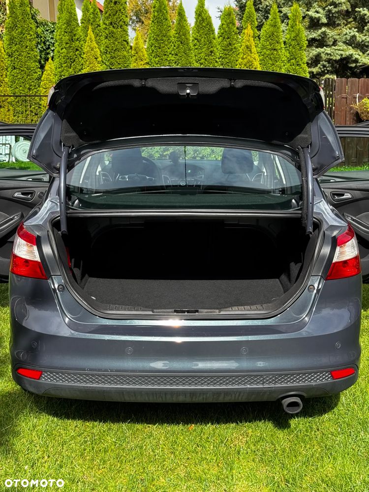 Ford Focus 1.6 EcoBoost Titanium - 12