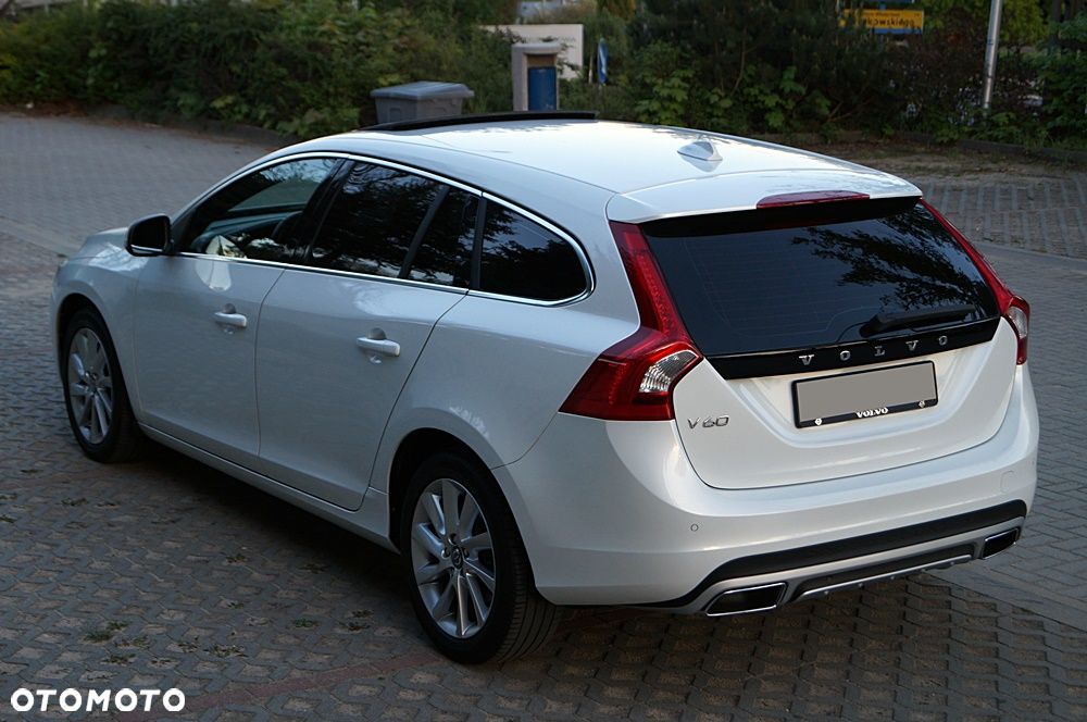 Volvo V60 D4 Edition Pro - 16