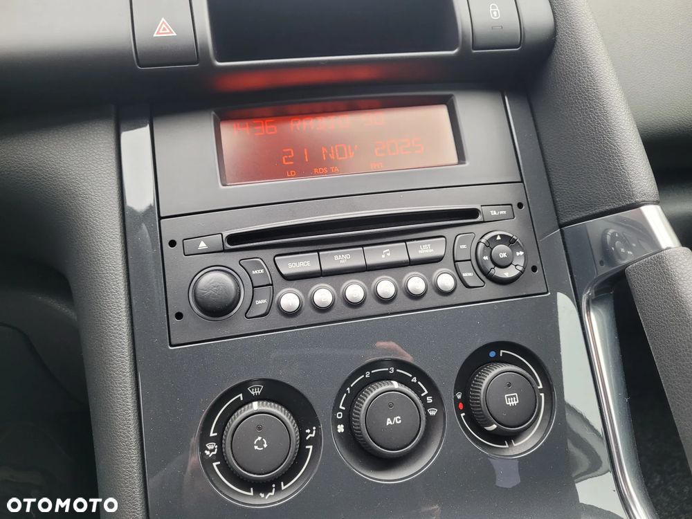 Peugeot 3008 120 VTi Access - 24