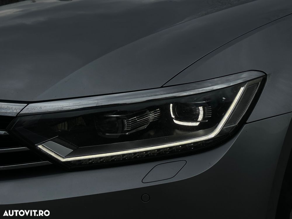 Volkswagen Passat 1.6 TDI SCR DSG Comfortline - 38