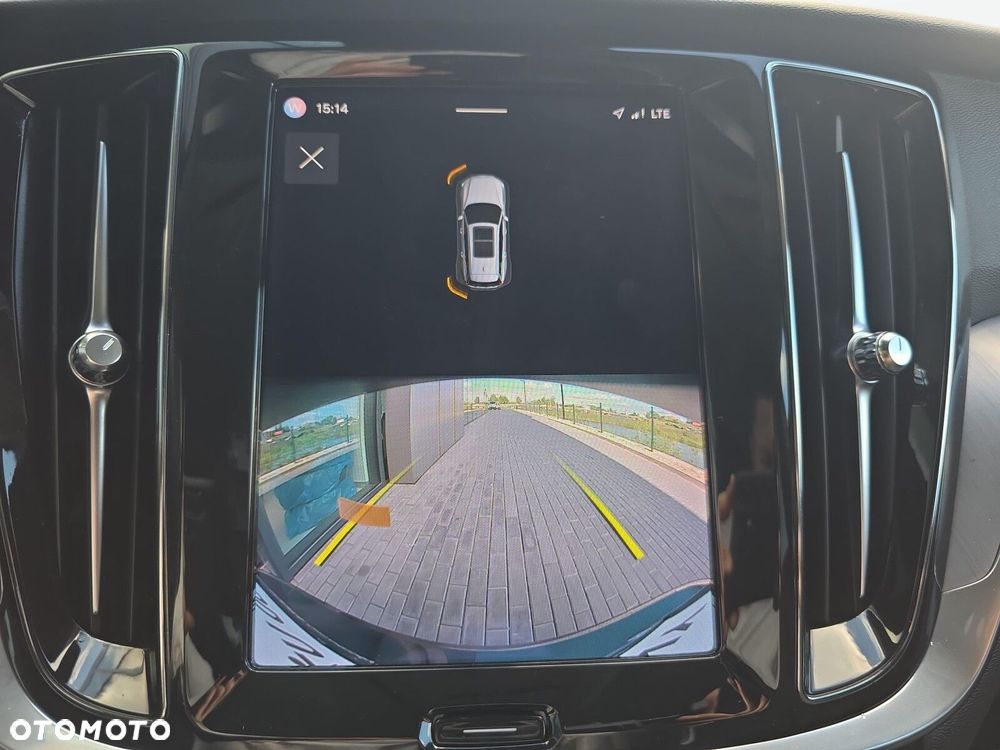 Volvo V60 B3 B Momentum Core - 13