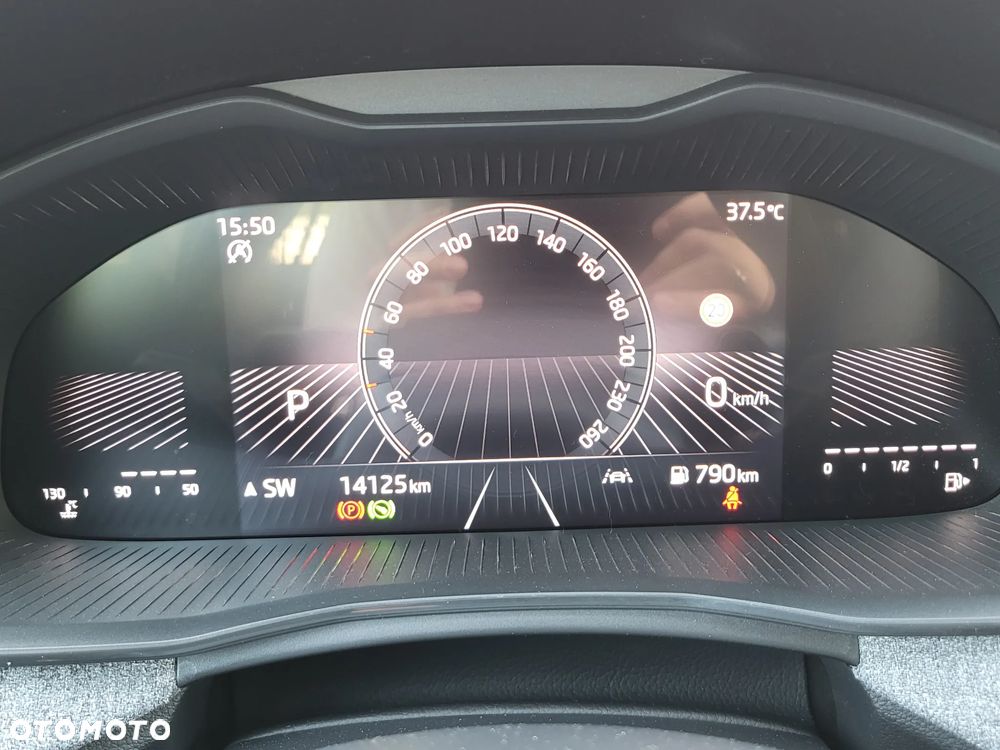 Skoda Scala 1.5 TSI Selection DSG - 6