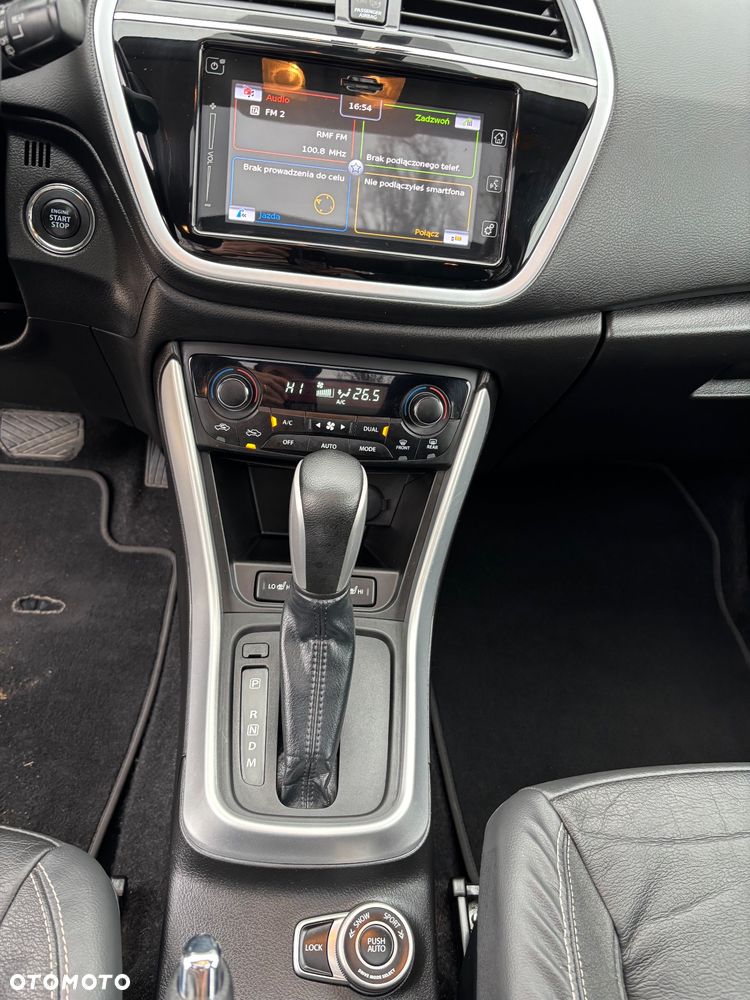 Suzuki SX4 S-Cross 1.6 Premium 4WD CVT - 12