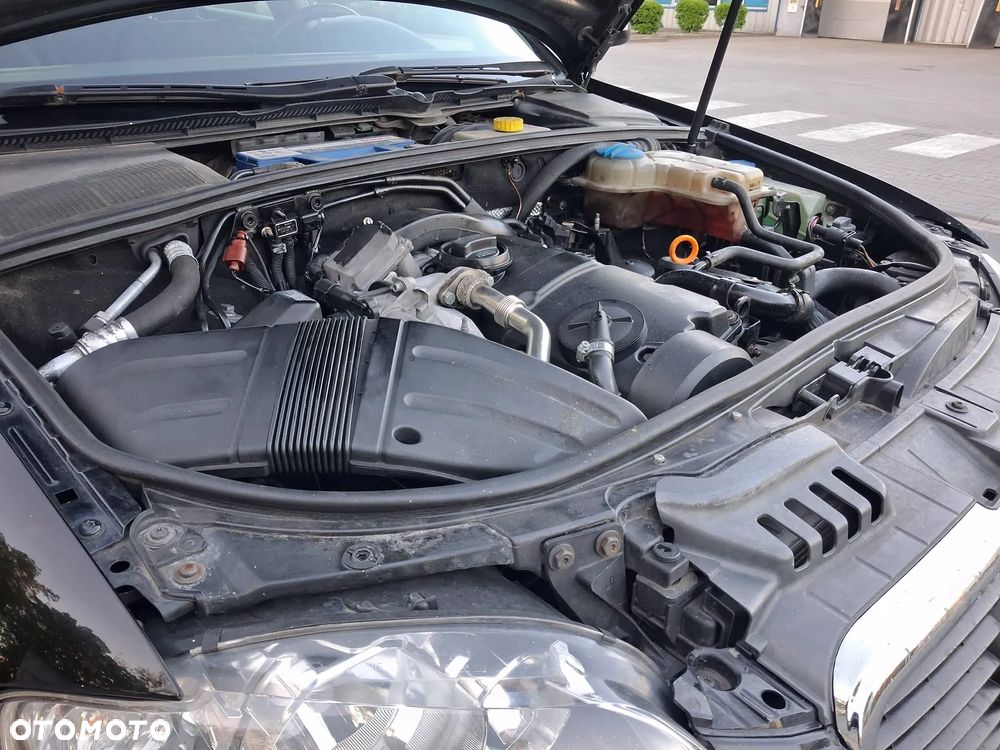 Audi A4 Avant 2.0 TDI Multitronic - 35