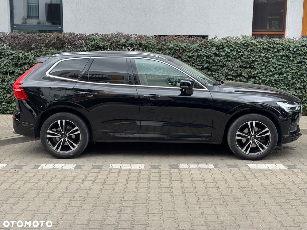Volvo XC 60 D4 Momentum Pro - 4