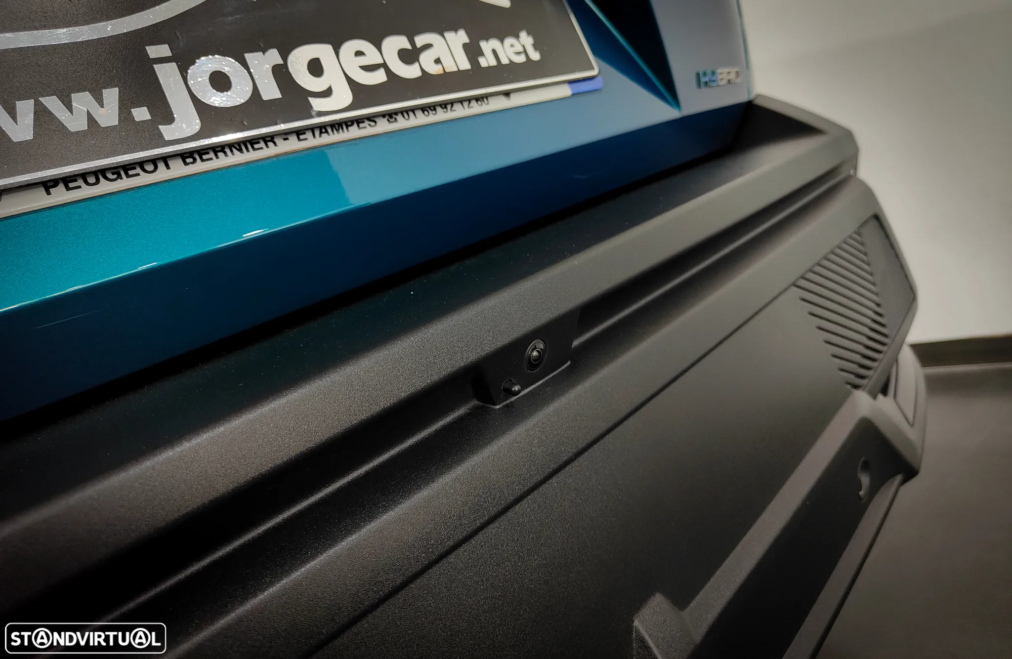 Peugeot 408 1.6 Hybrid GT e-EAT8 - 26