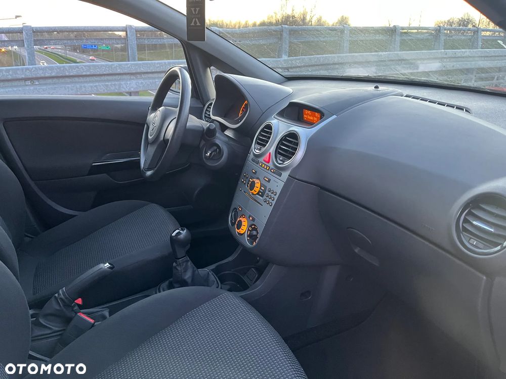 Opel Corsa 1.2 16V Graphite - 10