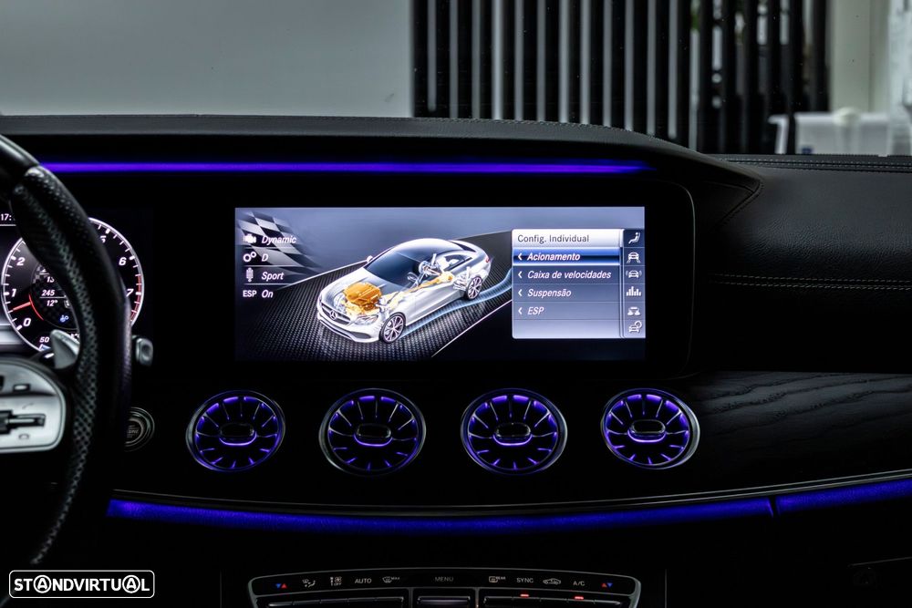 Mercedes-Benz E 53 AMG 4Matic+ - 32