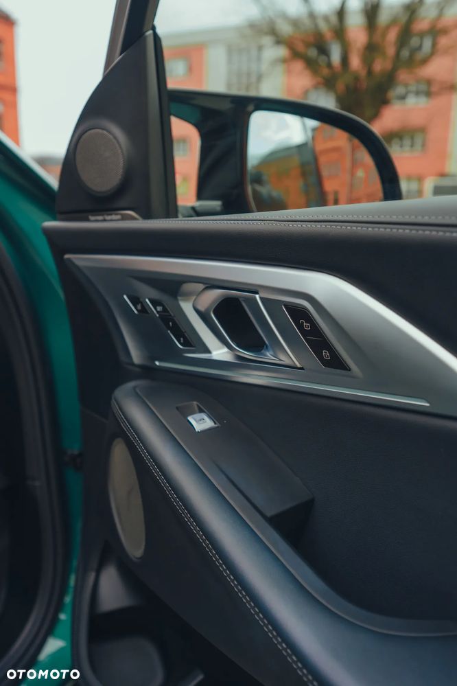 BMW XM 50e PHEV sport - 28