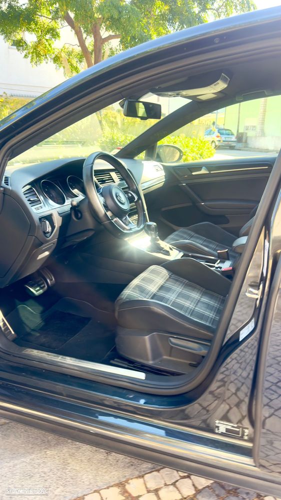 VW Golf GTD 2.0 TDI SCR DSG - 14