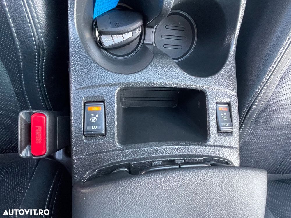 Nissan Qashqai 1.6 DCI Xtronic TEKNA - 24