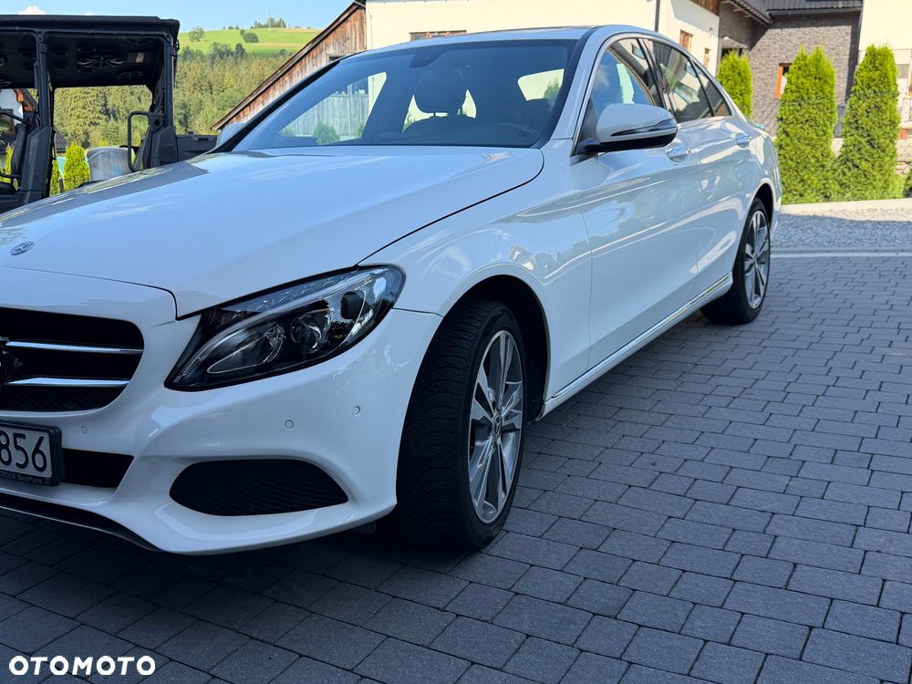 Mercedes-Benz Klasa C 300 9G-TRONIC Avantgarde - 2