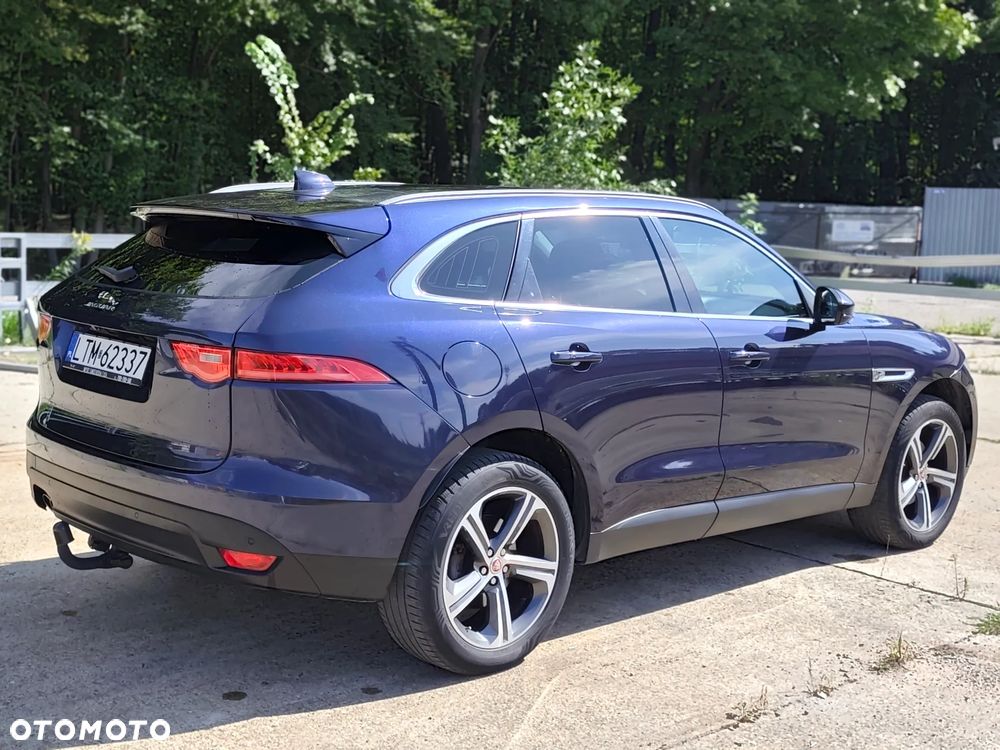 Jaguar F-Pace - 5