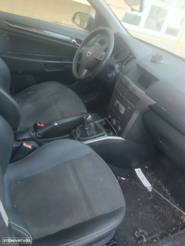 Opel Astra 1.7 CDTI Enjoy - 1