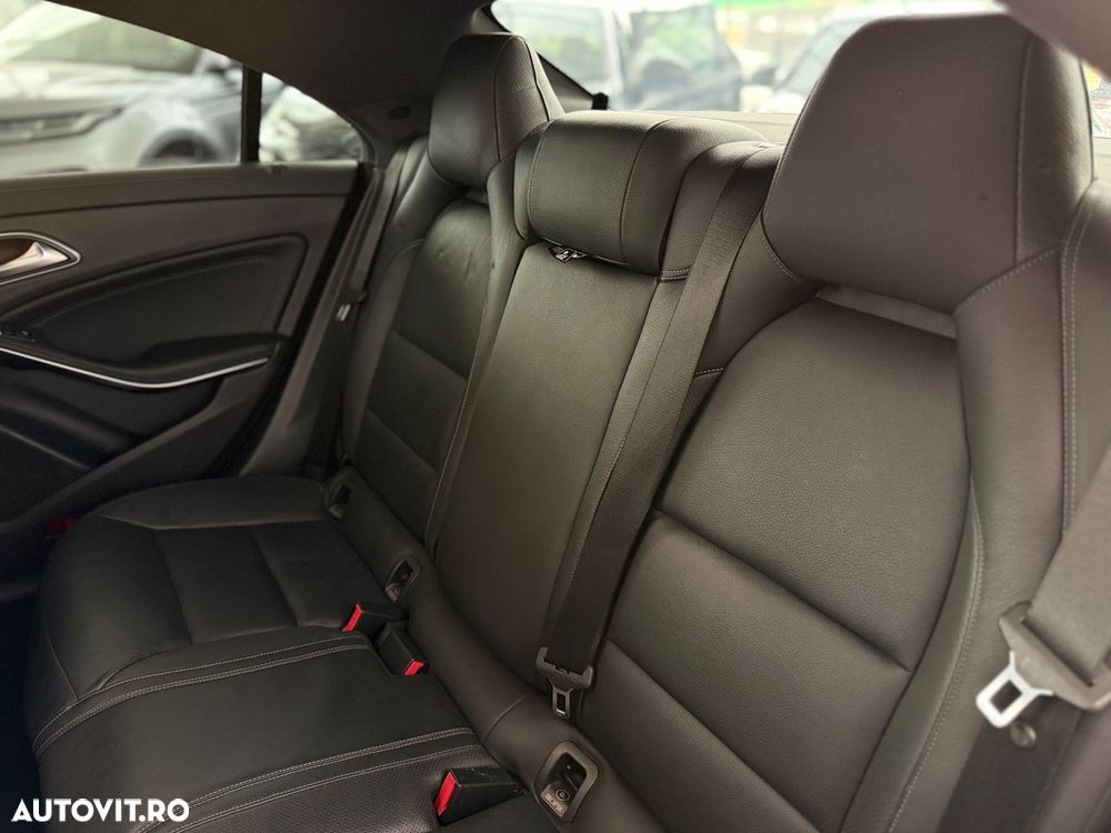 Mercedes-Benz CLA 220 d 7G-DCT AMG Line - 35