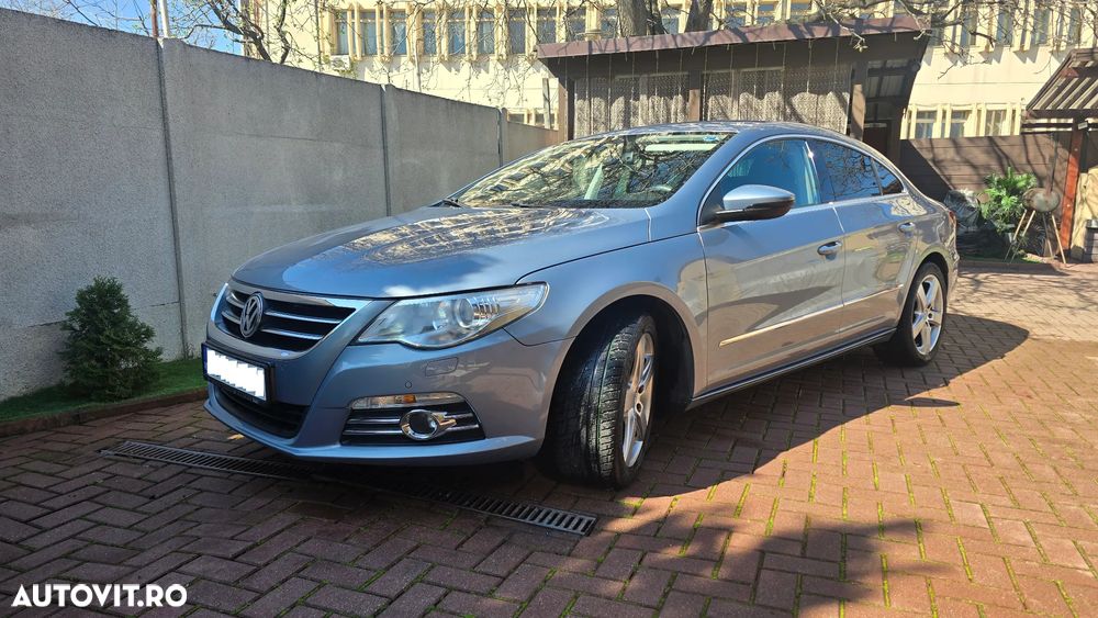 Volkswagen Passat CC - 11