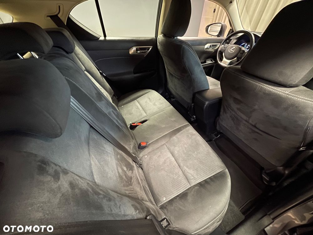 Lexus CT 200h Elegance - 38