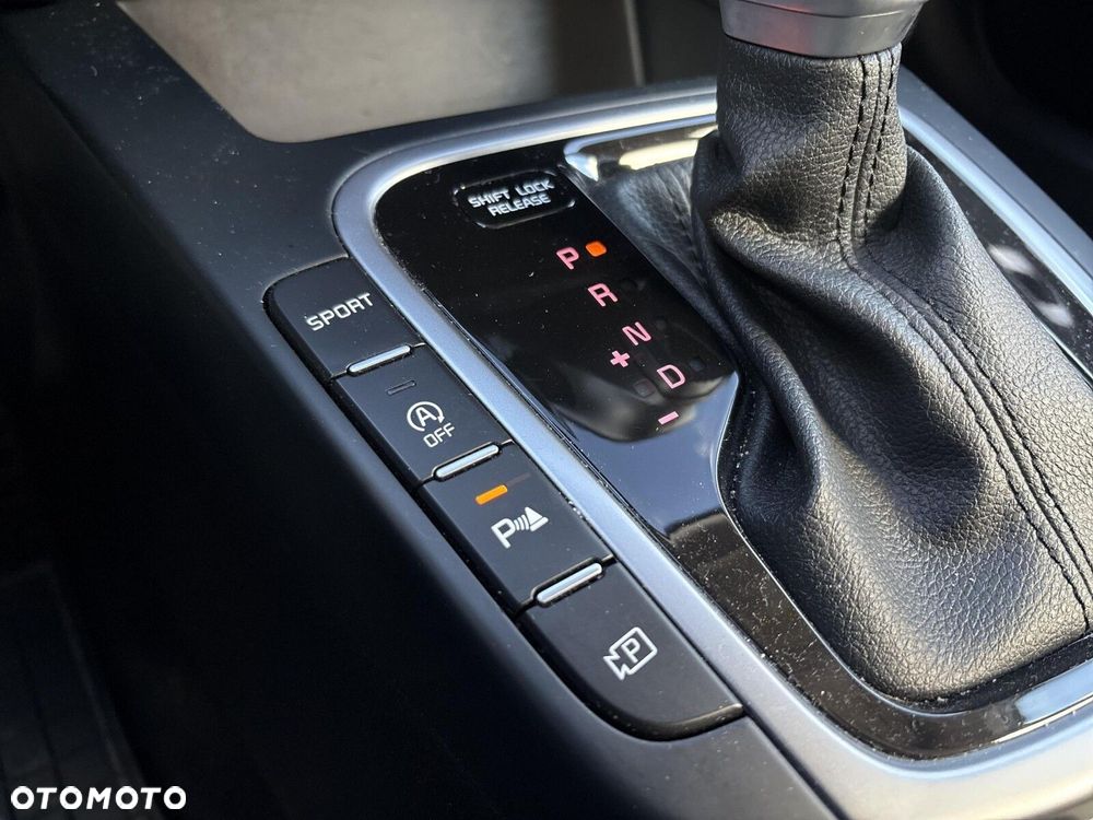 Kia Ceed 1.5 T-GDI M DCT - 14